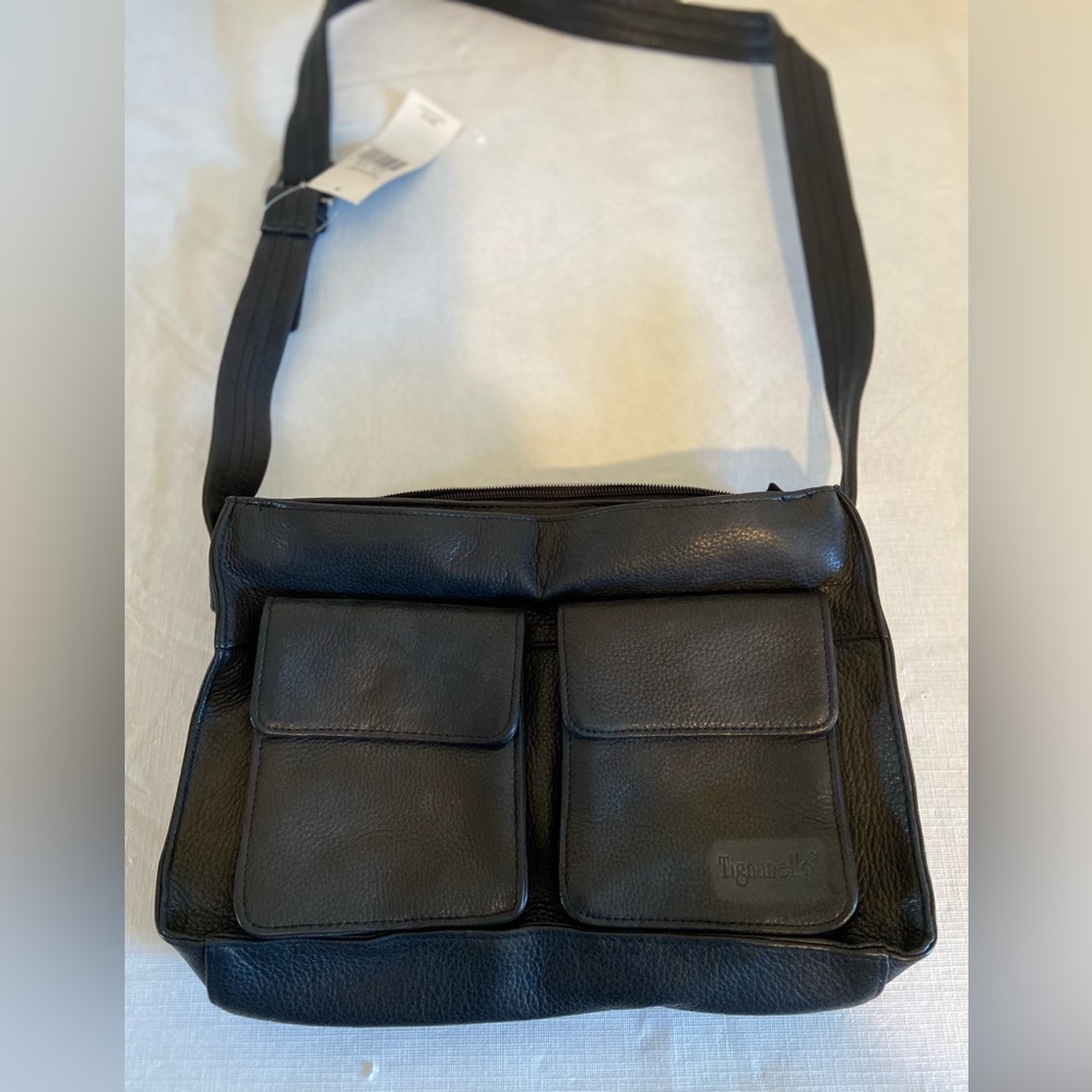 NWT Tignanello Black Pebbled Leather Crossbody Organizer Bag Purse Tig Bags